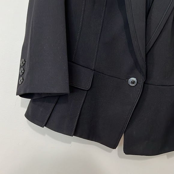 White House Black Market blazer - Picture 5 of 12